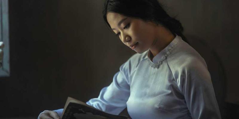 《乱世浮光》